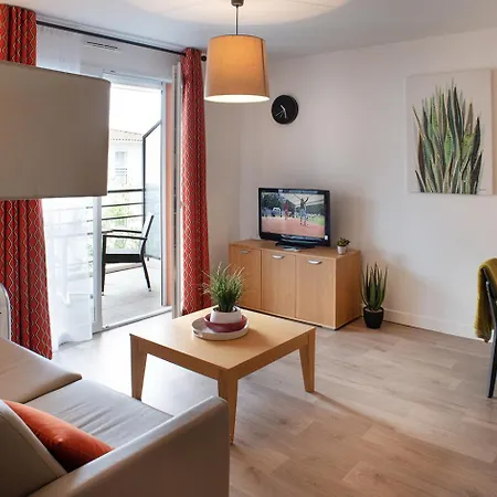 Aparthotel Domitys Les Sources De Gascogne