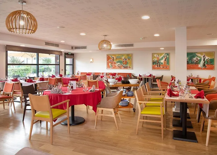 아파트호텔 Domitys Les Sources De Gascogne 4*