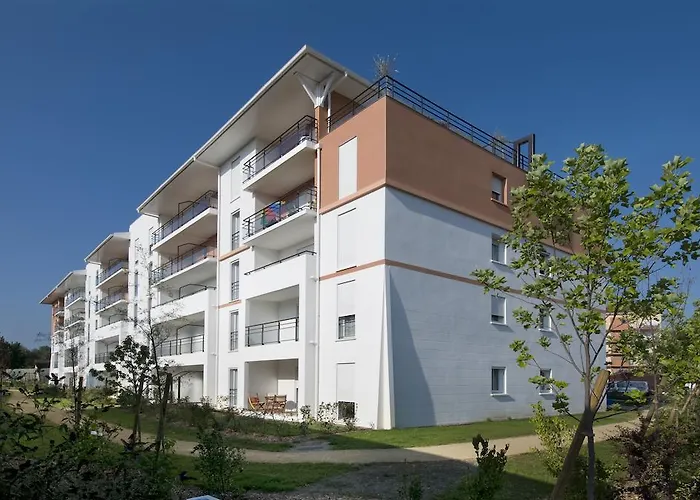 아파트호텔 Domitys Les Sources De Gascogne 4*